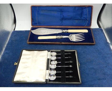 Silver plated, bone handled fish serving knife and fork in case, 6 silver plated coffee spoons in case