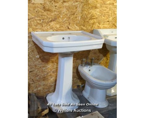 PEDESTAL BASIN - 32" H X 2' W X 20" D