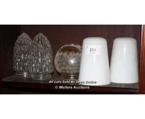 TWO PAIRS OF LIGHT SHADES AND A SINGLE