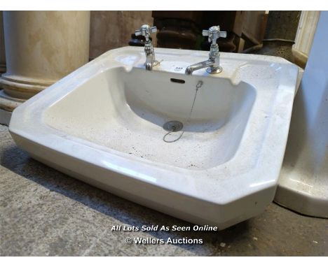 PEDESTAL BASIN - 2' W X 20" D X 25" H