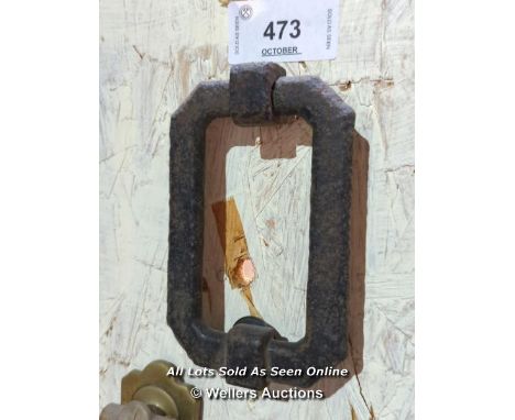 EDWARDIAN CAST IRON KNOCKER - 6.5" L