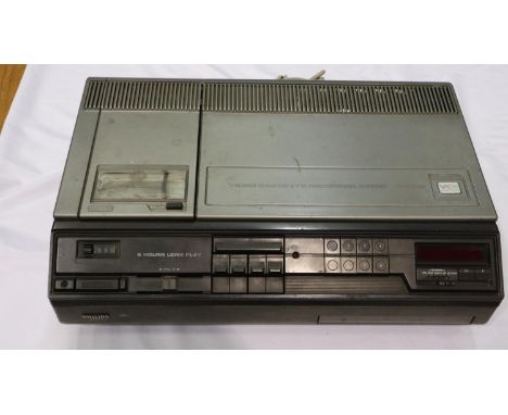 Early Philips N1700 VCR-LP video recorder. Not available for in-house P&amp;P Machine powers up but no further tests were mad