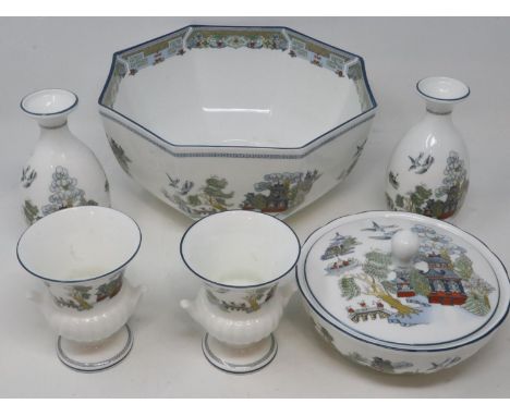 Six pieces of Wedgwood in the Chinese Legend pattern, no cracks or chips, largest D: 21 cm. UK P&amp;P Group 2 (£20+VAT for t