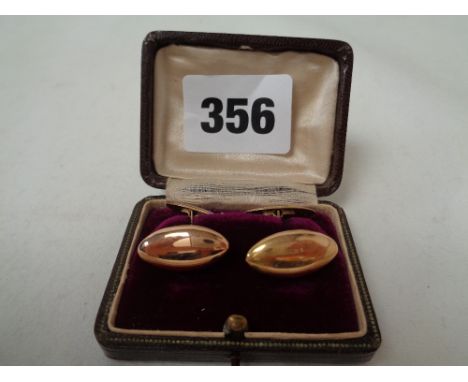 Pr. Of Cased 15ct Gold Oval cufflinks 6g total weight