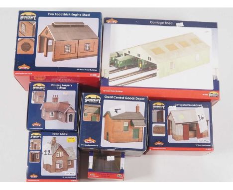 A group of boxed BACHMANN Scenecraft OO gauge resin buildings including examples from the Great Central and Shillingstone ran