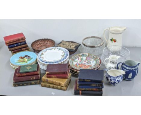 Ceramics and glassware to include a Canton porcelain plate A/F, a Royal Worcester Bicentenary 1951 jug, a pair of copper moul