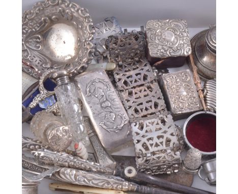 A tray of collectable silver items, small silver inkwell, silver vesta case, sweet dish, glove stretcher, button hook, buckle
