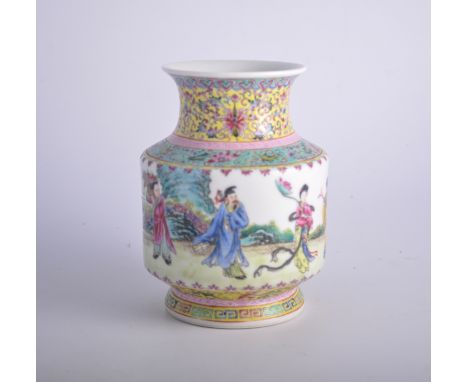 Chinese famille rose vase, bearing a painted seal mark, decorated with eight figures, 16cm.CONDITION:Good condition, no hairl