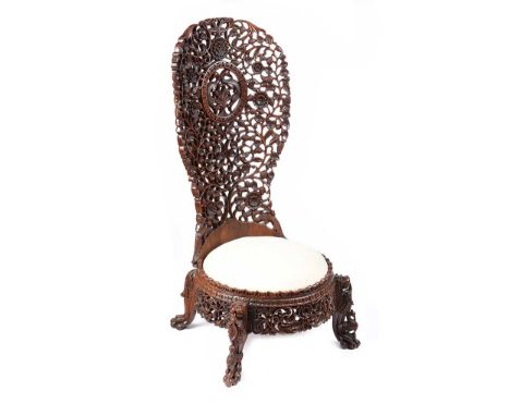 ORIENTAL ROSEWOOD PIERCED BACK CHAIR WITH UPHOLSTERED SEAT & PIERCED APRON. RAISED ON FOUR CARVED LEGS WITH PAW FEET. HEIGHT: