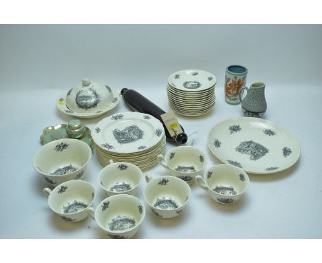 A Nailsea-style pattern rolling pin; a Crown Devon Lustrine Fieldings inkwell; Wedgwood Rex Whistler design tea cups, saucers