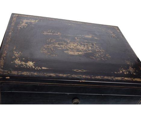 EARLY 20TH CENTURY CHINESE LACQUERED TEA CADDY, the hinged rectangular lid painted with figures and architectural scenery in 