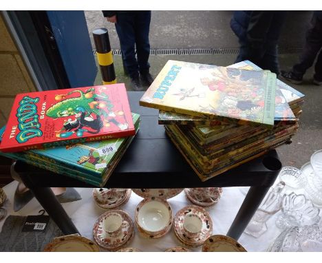 A quantity of vintage Rupert annuals &amp; 3 Beano &amp; 1 Dandy annuals
