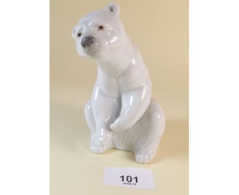 A Lladro polar bear