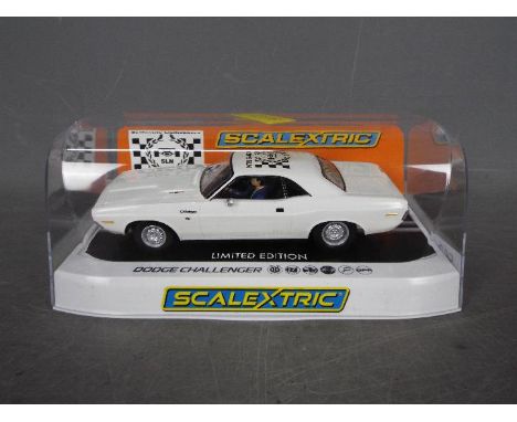 Scalextric - SLN - A limited edition Dodge Challenger made for the Scalextric Liefhebbers Nederland in 2019, this car is numb