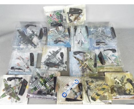 Amer Collection - A group of 15 x military aircraft in several scales including 1:144 Vickers Wellington MkX, 1:100 Fairchild