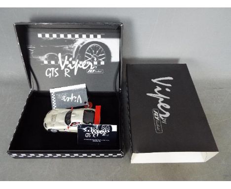 Fly - Limited edition Viper GTS R hand made in silver metal. This is number 185 of only 350 made. # ES400. It comes with a nu
