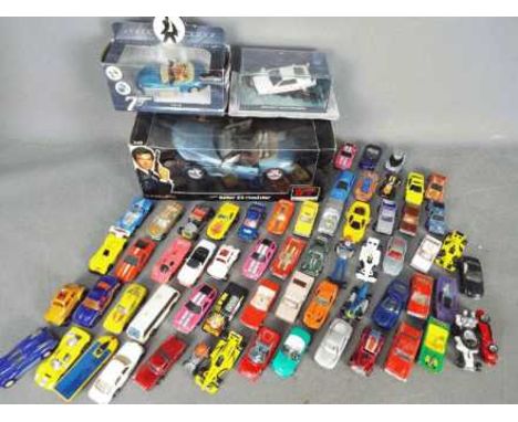 UT Models, Corgi, Eaglemoss, Hot Wheels - Three boxed diecast 'James Bond' diecast vehicles together with a collection of unb