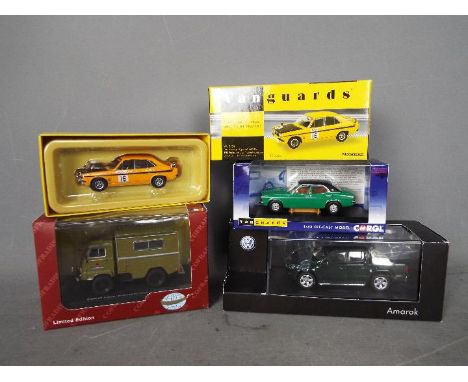 Vanguards - Minichamps - Cofradis - A group of 4 x 1:43 scale vehicles including Vanguards Ford Cortina 2000E, Hillman Avenge