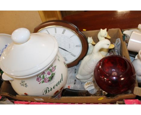 A TRAY OF MIXED CERAMICS ETC. TO INCLUDE A LARGE CERAMIC MELBA BREAD BIN ETC. 