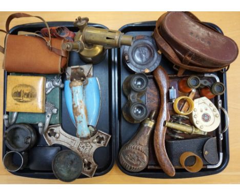 LOT OF VINTAGE COLLECTABLESincluding an oak crumb scoop with brush, pair of field glasses, Mauchline Ware box 'Holyrood Palac