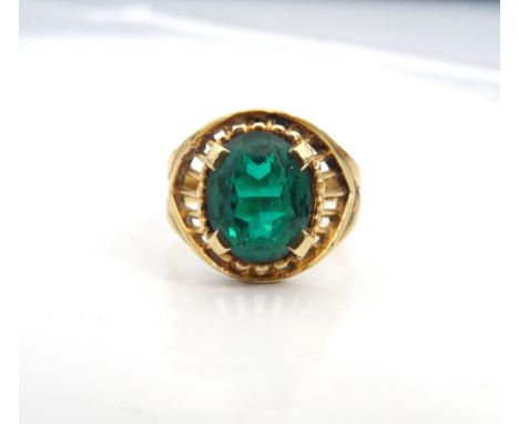 EMERALD SINGLE STONE RINGthe oval cut emerald approximately 2.3cts in basket setting, on nine carat gold shank, ring size K-L