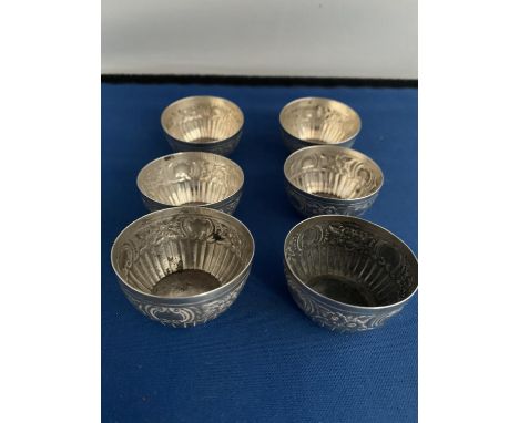 SET OF 6 VICTORIAN SILVER SALT SELLARS WITH EMBOSSED FOLIAGE DECORATION BARKER BROTHERS DATED 1885, TOTAL GROSS WEIGHT 141 GR