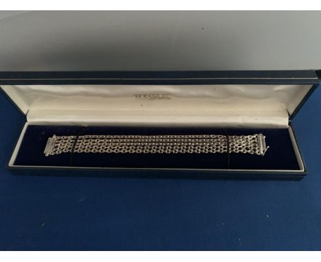 MODERN FIVE STRAND SILVER BRACELET 28.0G 