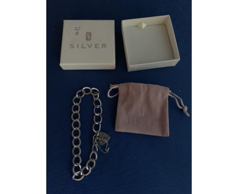 SILVER PADLOCK BRACELET BOXED 