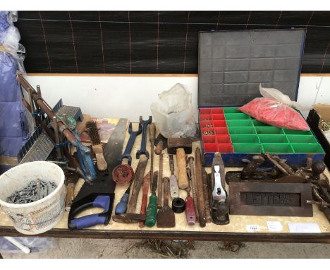 A TAPLE TOP OF TOOLS TO INCLUDE SAWS, CHISELS, VINTAGE LETTER BOX, NAILS ETC 