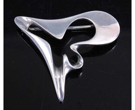 Henning Koppel (1918-1981) for Georg Jensen - a sterling silver amorphic form stylised brooch, stamped marks and numbered 324