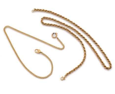 Konvolut 2 KettenItalienD. 4,8 mm, L. 65 cm/ B. 3,5 mm, L. 42 cmKordel Kette, 750/000 Gelbgold gestempelt, Gewicht 14,2 g.Ket