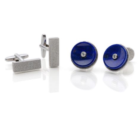 2 Paar ManschettenknöpfeD. 19,4 cm; 19,8mm/ 7,2mm1 Brillant Manschettenknöpfe, 585/000 Weißgold gestempelt mit jeweils zwei L