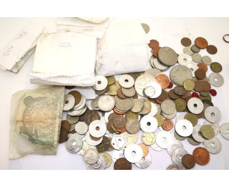 Large collection of predominantly UK coinage, with other World and European coins. P&amp;P Group 1 (£14+VAT for the first lot