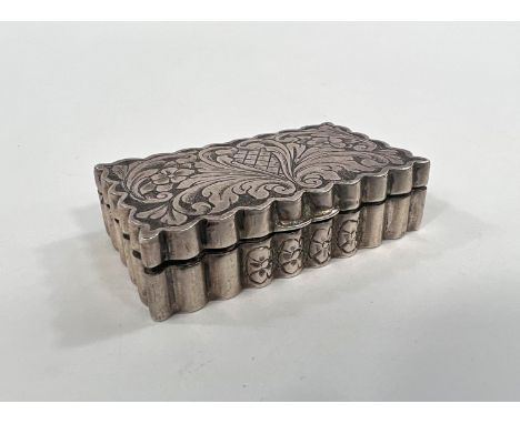 A Continental white metal and engraved decoration snuff box, stamped 800 with Greek pillar mark, length 6cm, 1.5oz 
