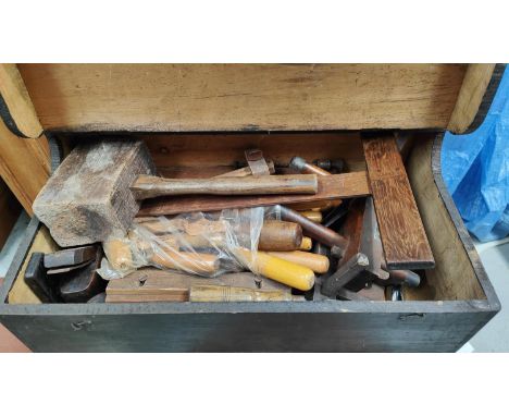 A cabinet maker's set of vintage tools 
