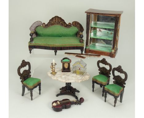 Waltershausen suite for salon, German 1880s/90s, rosewood furniture including green silk upholstered settee with gold transfe