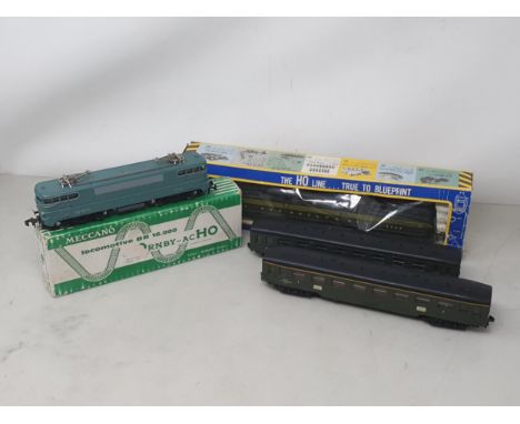 AHM HO scale G.G.1. electric Locomotive, boxed, a Hornby Ac-Ho BB 16.000 Locomotive, boxed and two unboxed Hornby Ac-Ho Coach