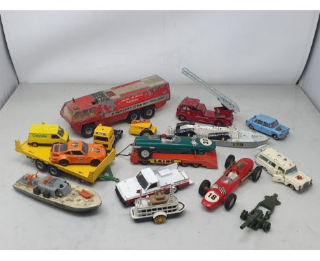 A trunk containing a large quantity of play worn Dinky, Corgi, Matchbox and other diecast Models 