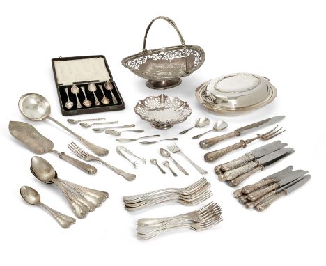 A quantity of silver plated flatware. Christofle. Comprising: six tablespoons, 20.2cm long, five table forks, 20cm long, five