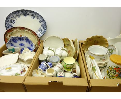 19th century tea ware, Chinese quatrefoil shaped jardiniere and base, Leedsware ceramics, Portmeirion, Royal Worcester Evesha