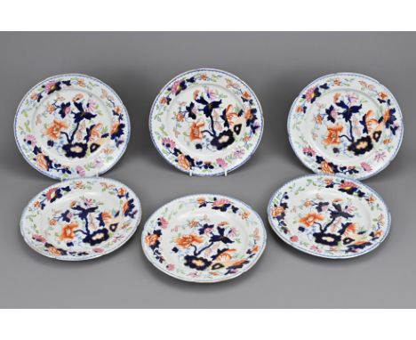 Six 19th Century Tonquin Ironstone China English Imari Design Plates diameter 22 cm (6)