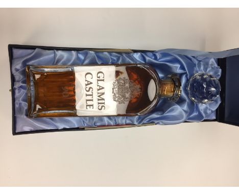 A ROYAL BRIERLEY  DECANTER OF GLAMIS CASTLE LIMITED EDITION WHISKY NO. 1037 (BOXED WITH CERTIFICATE) 75CL