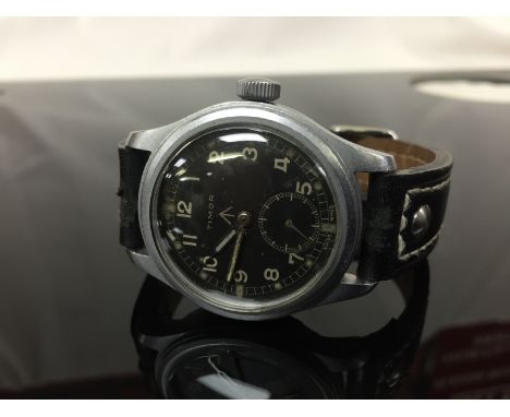 TIMOR WW11 MILITARY WWW WRIST WATCH WITH MANUAL WIND, SUBSIDIARY SECONDS DIAL ON A BLACK LEATHER STRAP 