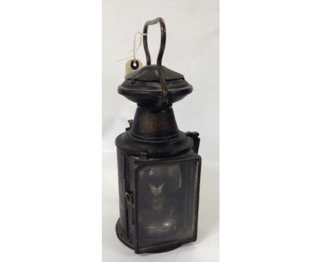 SOUTH EASTERN AND CHATHAM RAILWAY HAND LAMP STAMPED "S.E. & C.R." WITH BRASS PLATE S.R.A. G. 7746 