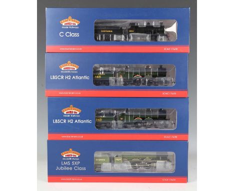 Four Bachmann Branch-Line gauge OO locomotives and tenders, comprising two No. 31-920 H2 Class 2421 'South Foreland' in South