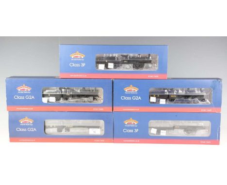 Five Bachmann Branch-Line gauge OO locomotives and tenders, comprising No. 31-476 Class G2A in LMS black, No. 31-626 Class 3F