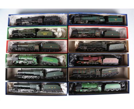 A collection of Hornby and Hornby Railways gauge OO locomotives and tenders, including R.053 LNER Class B17 locomotive 'Manch