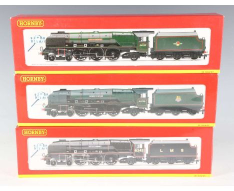 Three Hornby gauge OO Duchess Class locomotives and tenders, comprising R.2311 6242 'City of Glasgow' , R.2312 46239 'City of