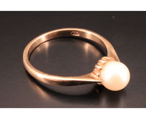 A pearl ring, the pearl of 6 mm diameter set on 9 ct gold, O/P, 2.1 g