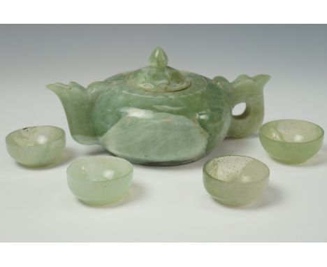 A Chinese jade tea set, 10 cm